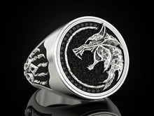 Load image into Gallery viewer, Zhen Rong Wish New Wizard Hunter Jack Wolfskin Ring European and American Viking Warrior Retro Two-Color Men's Ring